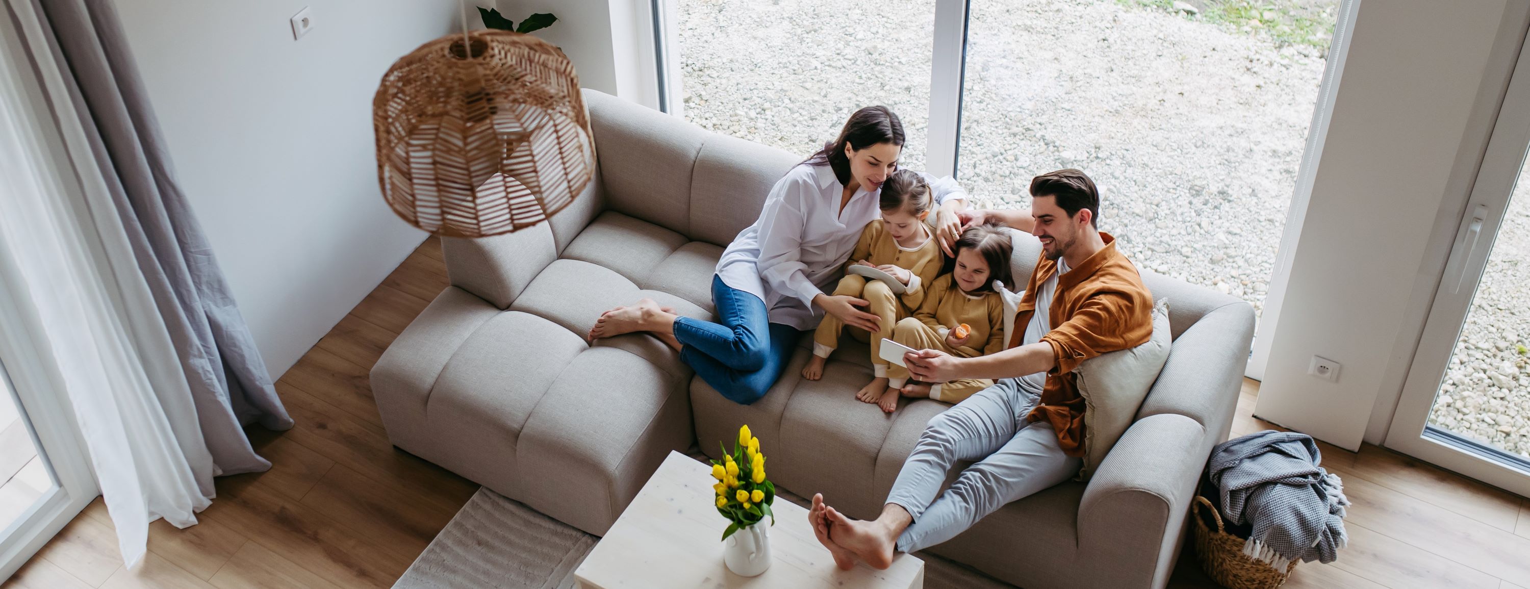 PIA Familie auf Coach machen ein Foto